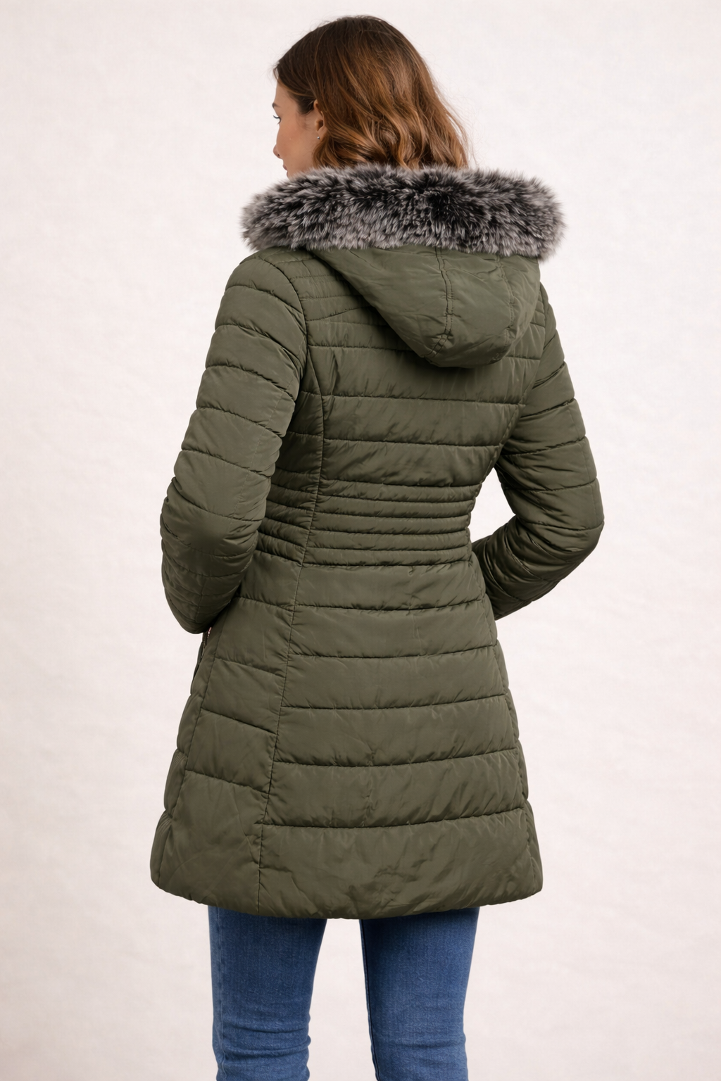 Women’s Long Puffer Coat with Faux Fur Hood – Winter Essential (Sizes M & L)